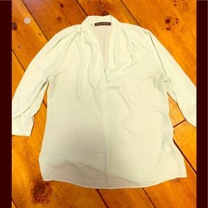 Quarter length blouse